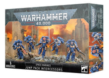 Warhammer 40.000: Intercessors con reattori dorsali