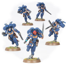 Warhammer 40.000: Intercessors con reattori dorsali
